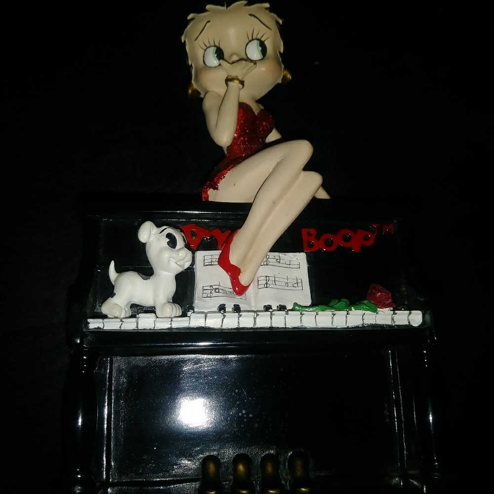 Figurine